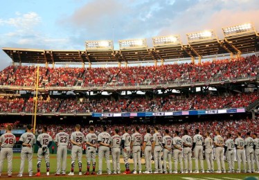 「MLB 新势力决裂：华体会体育 展望年轻投手群可能彻底改写国联季后赛格局」
