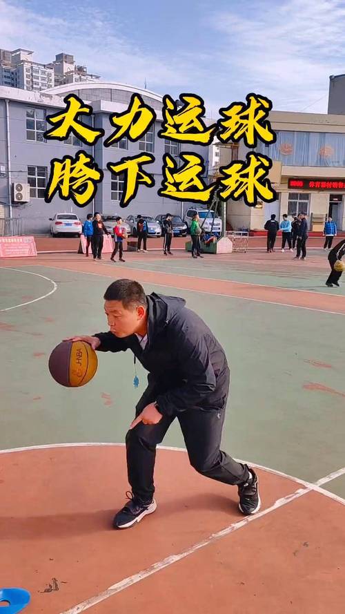 华体会体育全新视角:探讨篮球教练如何利用大数据和视频回放改进球队战术执行