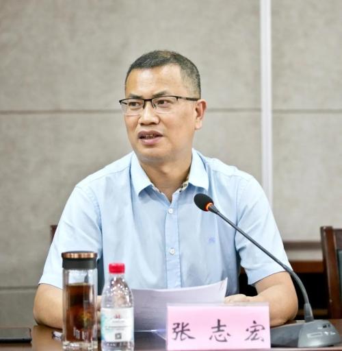 华体会体育跨界探索:探讨篮球与媒体融合、数字平台转型及球迷互动体验的新型模式